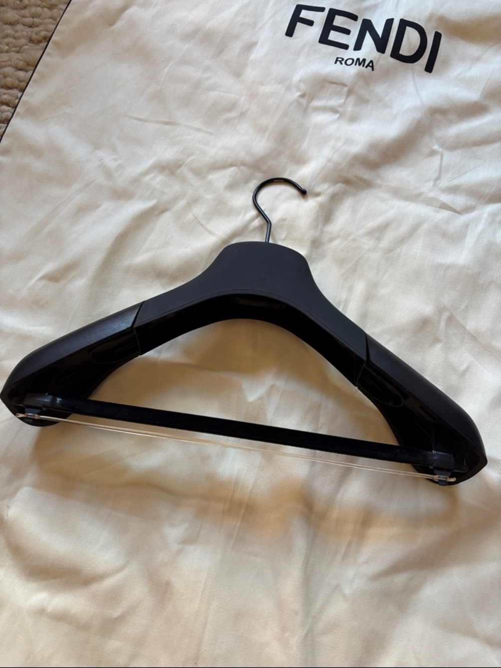 π NEW Fendi Cream Garment Bag with Fendi Hanger Set - Picture 7 of 7